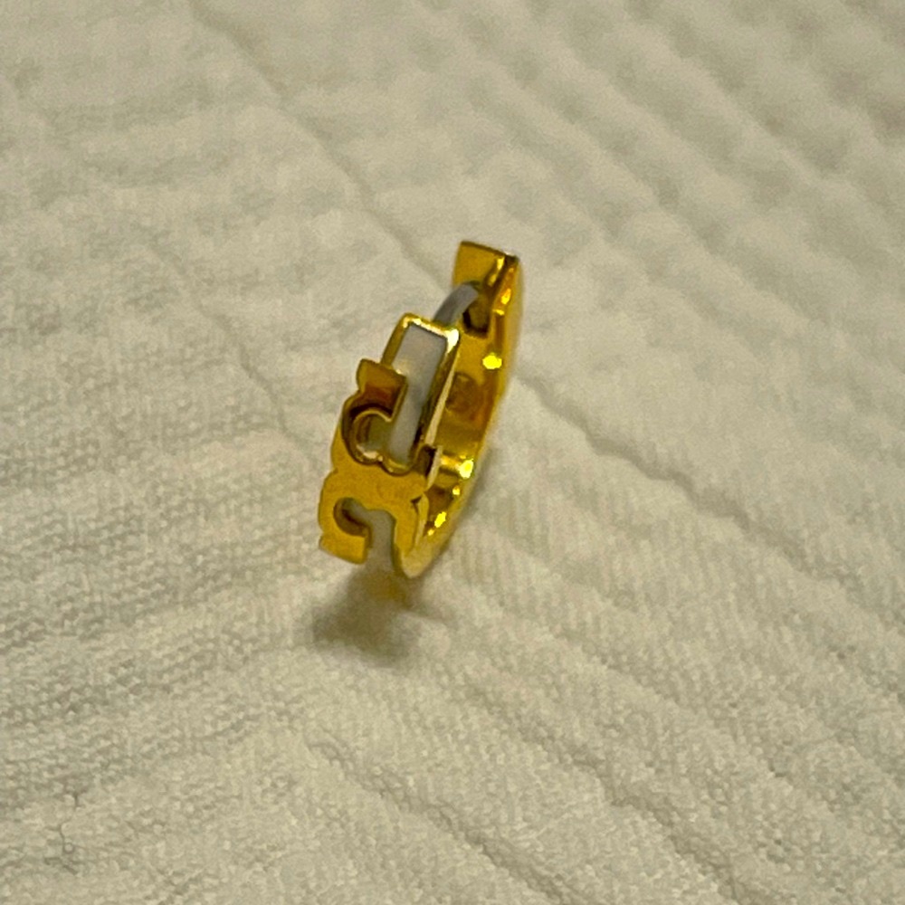 🌻Tory Burch Gold White Huggie Earring